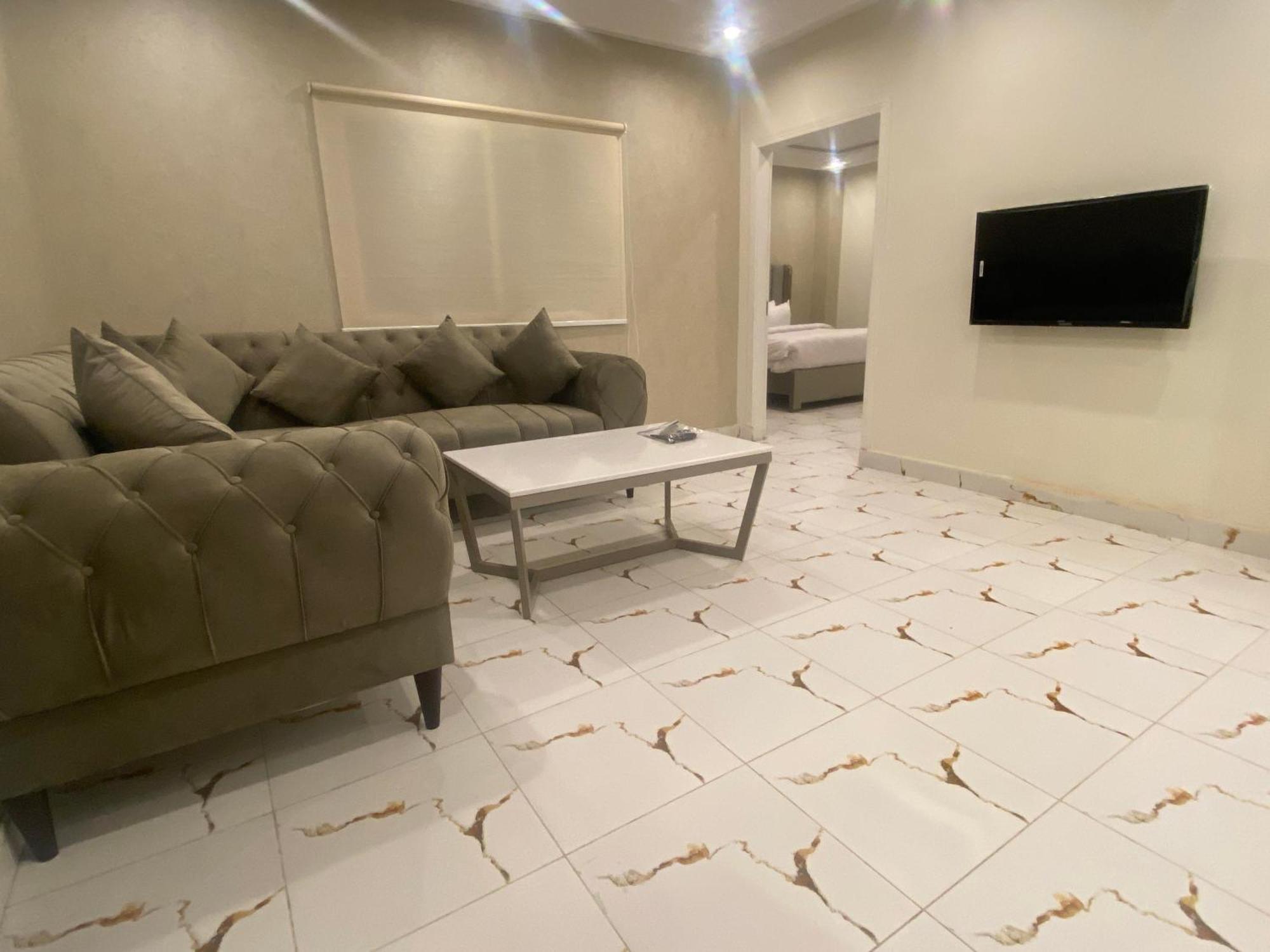Luxe Suites Bahria Town Lahore Exterior photo